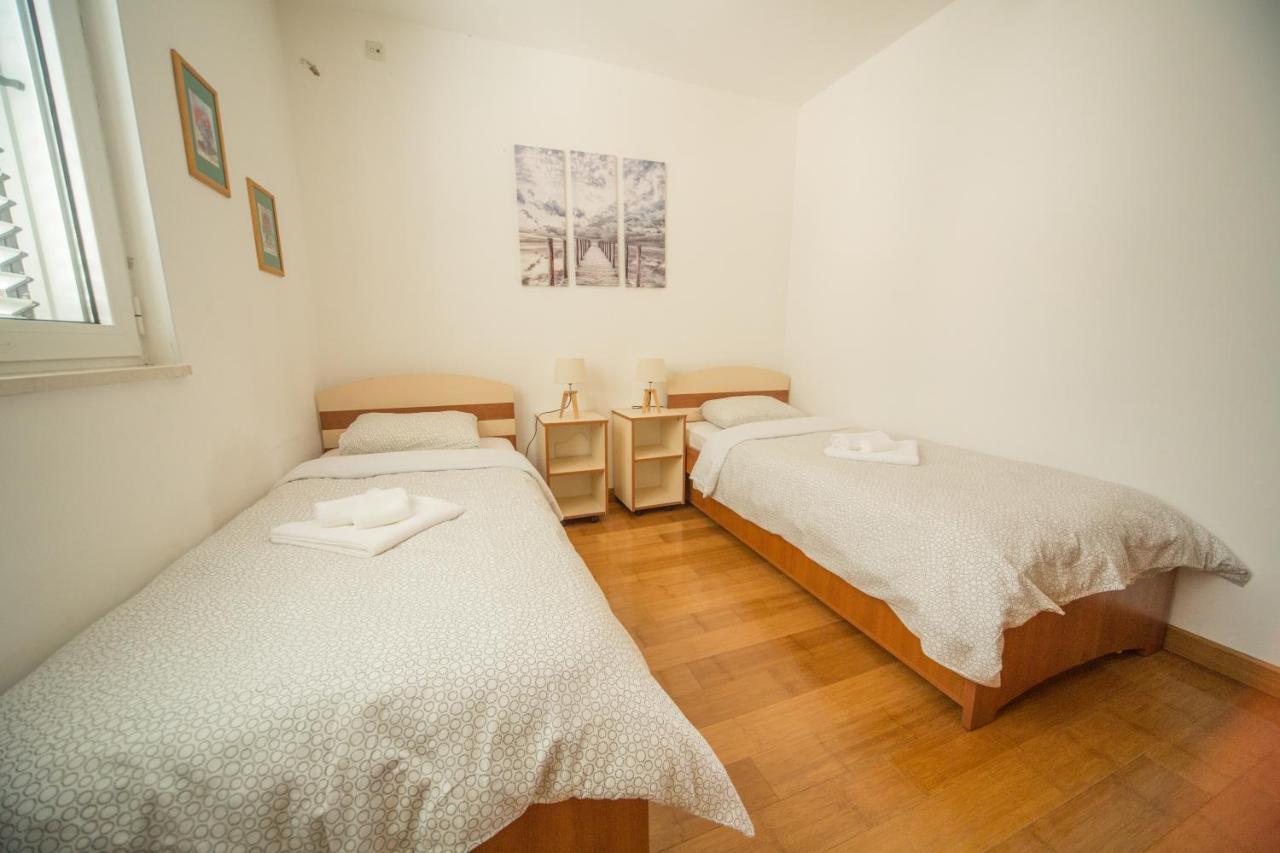 Zen Apartment Przno Sveti Stefan Eksteriør billede